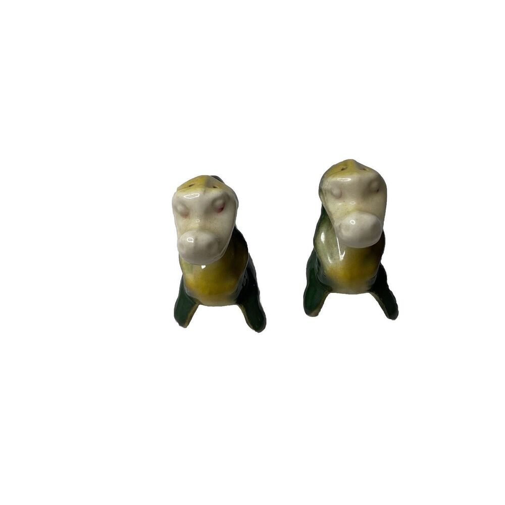 Vintage Green Alligator salt and pepper shakers No stoppers